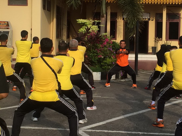 Polresta Pekanbaru Gelar Senam Fit Club